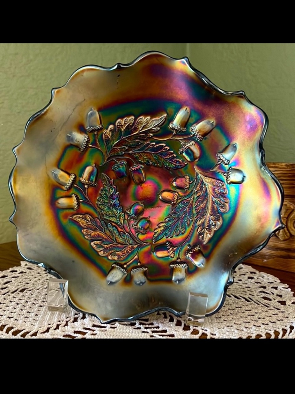 .Antique Fenton Carnival Glass Radium Fall Acorn Pattern Ruffled Bowl, Blue